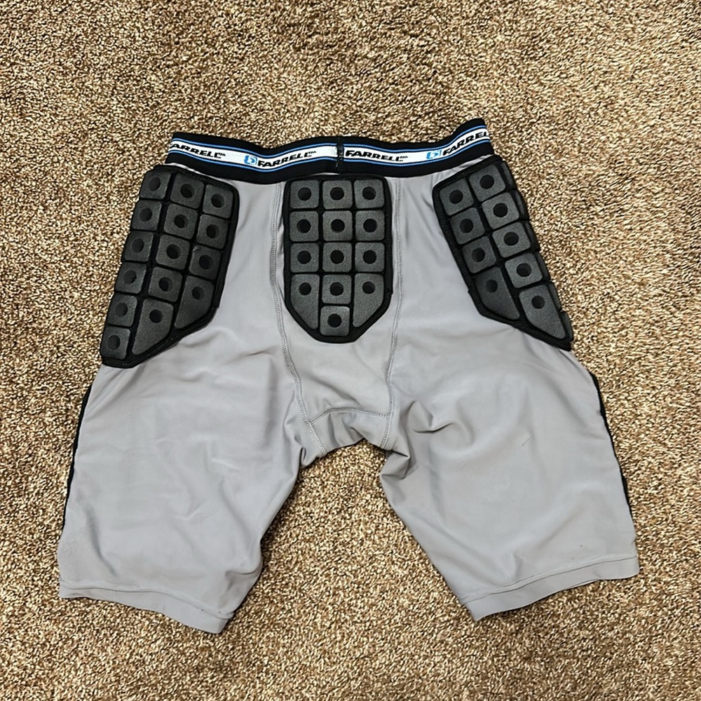 Farrell Padded Compression Shorts - Picture 3 of 3